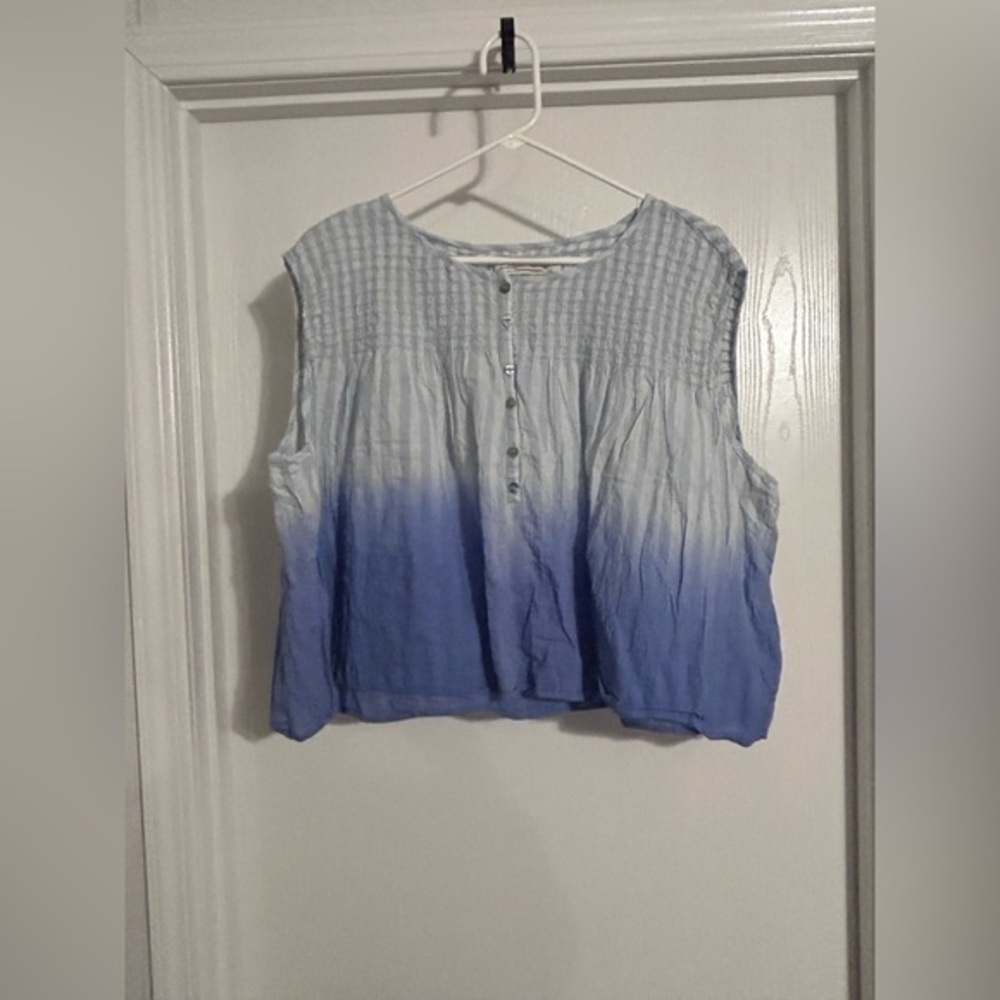 We The Free "Little Bit of Something" top blue ombre smocked design XS